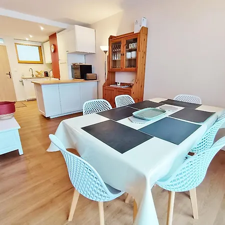 L'echappee Luchonnaise, T2, Balcon Plein Sud, Wifi, Ascenseur * Bagnères-de-Luchon