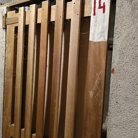 Apartman L'echappee Luchonnaise, T2, Balcon Plein Sud, Wifi, Ascenseur Bagnères-de-Luchon